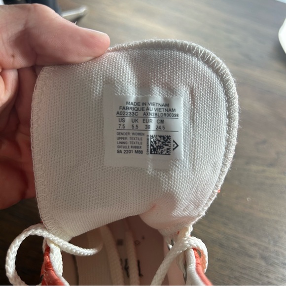 NWT Converse Women's Chuck Taylor Orange All Star Lift Platform Shoes size 7.5 - Picture 5 of 7